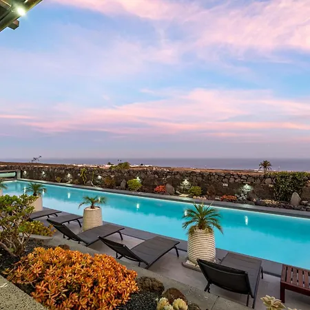 Exclusive Super-villa 12 Bed,11 Bath With Amazing Facilities, Sea And Mountain Views
