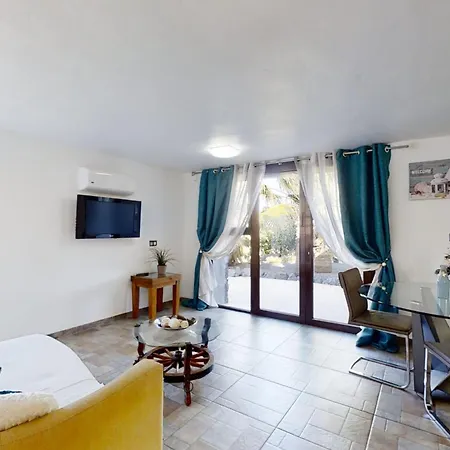 Exclusive Super-villa 12 Bed,11 Bath With Amazing Facilities, Sea And Mountain Views Villa *